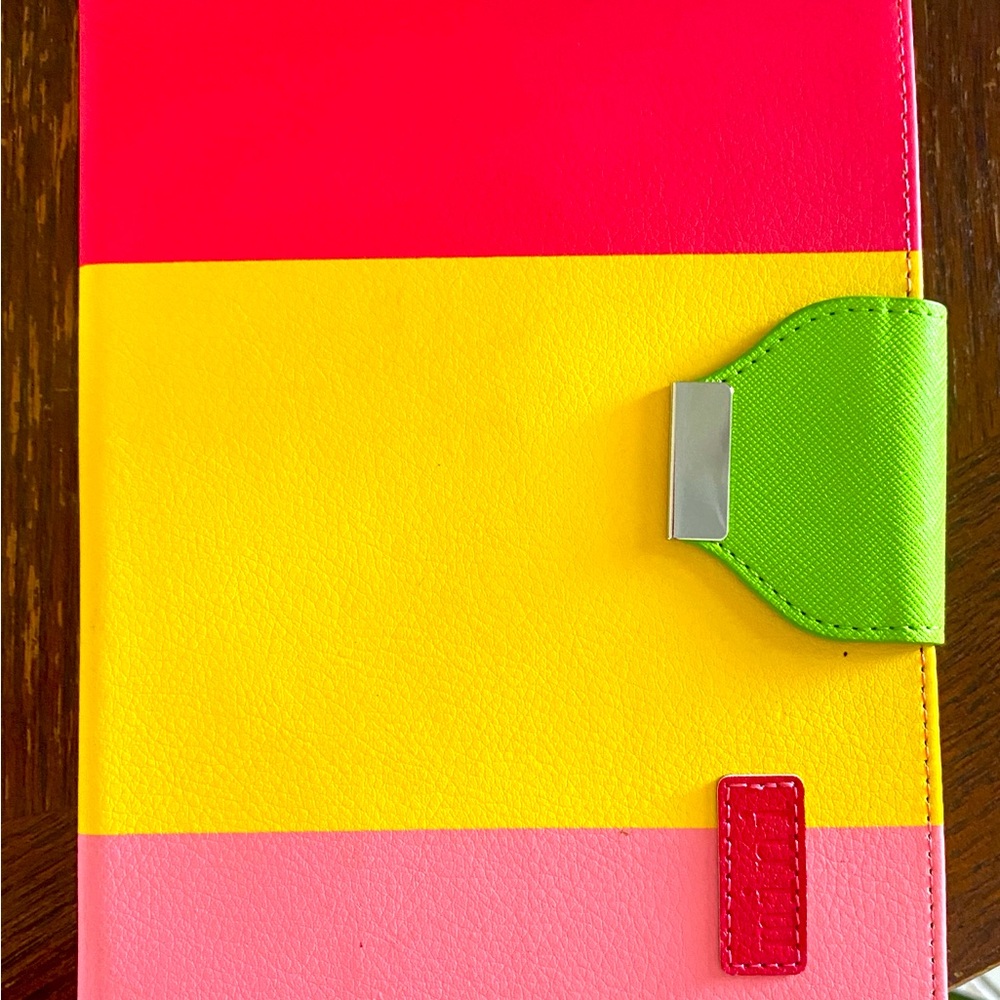 NWOT - Apple IPad Mini Case